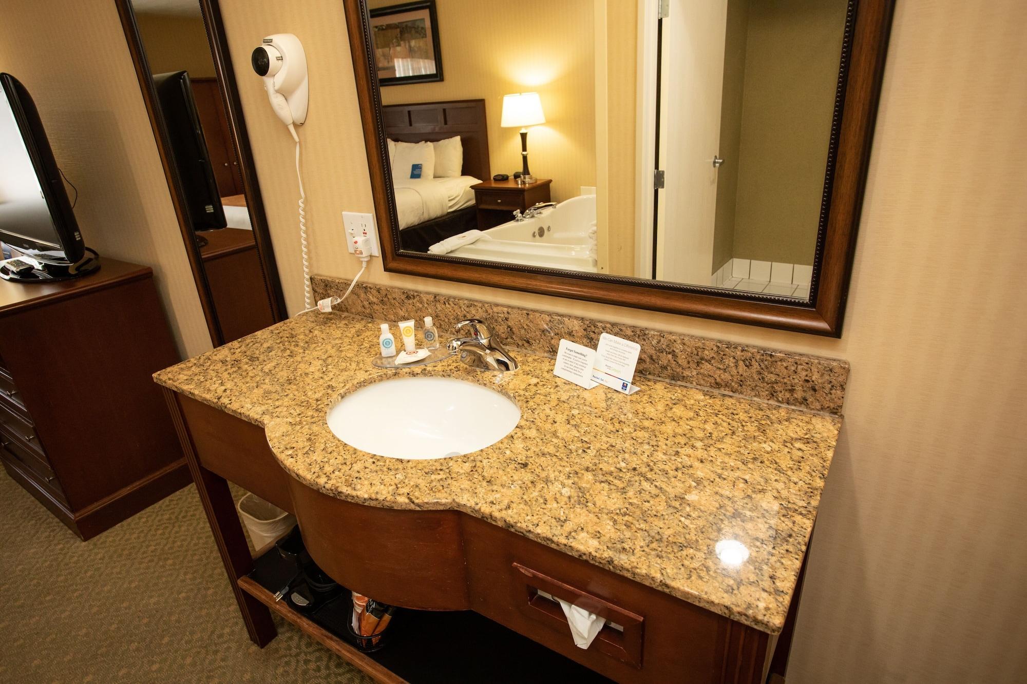 Comfort Inn Traverse City Dış mekan fotoğraf