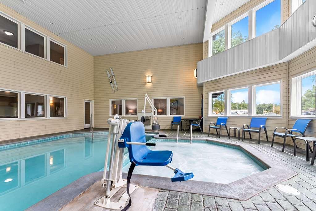 Comfort Inn Traverse City Konforlar fotoğraf